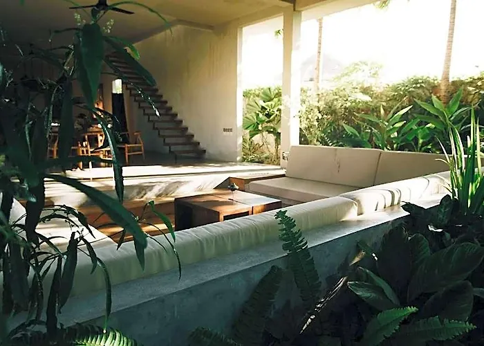 Zin Berawa & Hotel Petitenget (Seminyak)